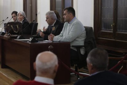 El ex alcalde de Cacabelos, Sergio Álvarez, en un momento del juicio.