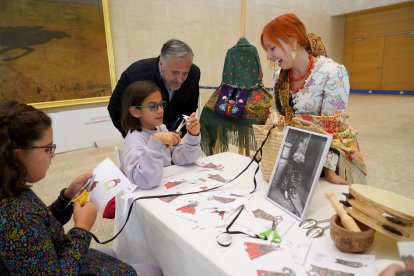 Jornada de artesanía en las Cortes de Castilla y León