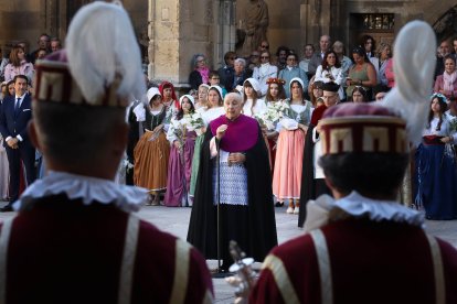 Celebración de la Fiesta de las Cantaderas, desfile de pendones y concurso de carros en la ciudad de León