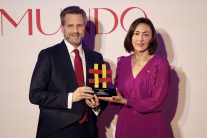 Entrega de la XXXVI edición de los premios Alimentos de España, que preside el ministro de Agricultura, Pesca y Alimentación. Luis Planas. Asiste la consejera de Agricultura, Ganadería y Desarrollo Rural, María González Corral.