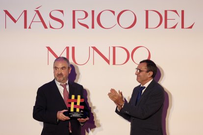 Entrega de la XXXVI edición de los premios Alimentos de España, que preside el ministro de Agricultura, Pesca y Alimentación. Luis Planas. Asiste la consejera de Agricultura, Ganadería y Desarrollo Rural, María González Corral.