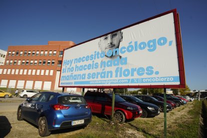 Campaña publicitaria de OncoBierzo para reclamar una sanidad pública