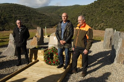 Inauguración del Memorial Minero en recuerdo a los trabajadores fallecidos en el accidente de la mina de Combustibles de Fabero del Grupo Río en Fabero (León), del que se cumplen 40 años