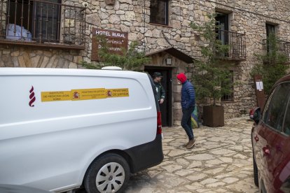 Hotel rural de Medinaceli donde aparecían los cadáveres de los dos turistas de Barcelona.