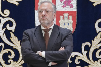 El presidente de las Cortes, Carlos Pollán, preside la reunión del Patronato de la Fundación de Castilla y León.