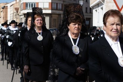 Procesión de la Cofradía de la Vera Cruz en Agreda (Soria).