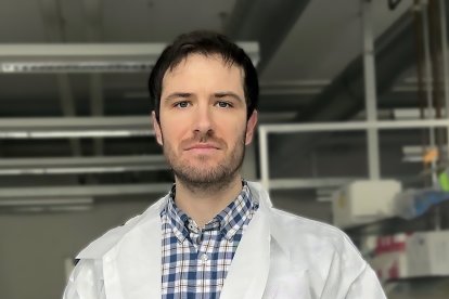 Francisco Lorenzo-Martín, licenciado en Biotecnología, con especialización en Biología y Clínica del Cáncer y en Bioinformática