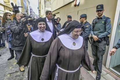 Las ex monjas clarisas de Belorado cuando acudieron a declarar al juzgado de Briviesca.