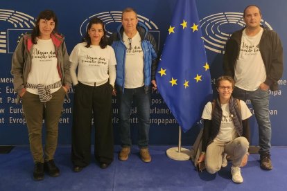 Representantes de OncoBierzo en el Parlamento Europeo