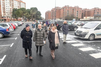 La alcaldesa de Burgos, Cristina Ayala, inaugura el nuevo aparcamiento del Silo