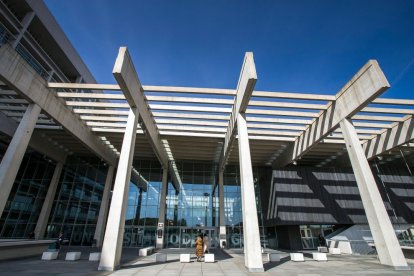 Acceso principal al Hospital Universitario de Burgos