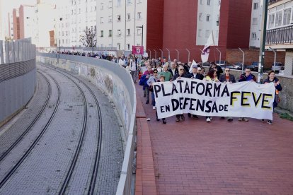 La Plataforma en Defensa del Ferrocarril de Vía Estrecha de León convoca una manifestación para exigir la llegada del tren a la ciudad y mejoras del servicio