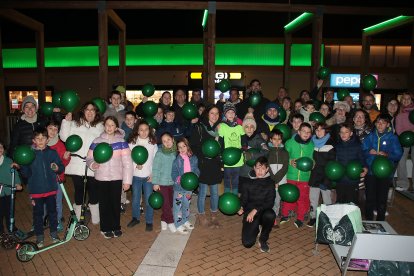 Sergio Liébana, rodeado de amigos y familiares.