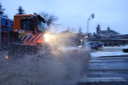 Quitanieves en Salamanca.