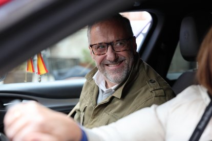 El candidato de VOX a las Cortes, Carlos Pollán, en Segovia