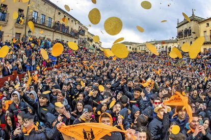 Celebración de el comienzo del Carnaval del Toro con ‘El Campanazo’ en Ciudad Rodrigo