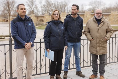 La presidenta de la Confederación Hidrográfica del Duero (CHD), María Jesús Lafuente, visita diferentes lugares afectados por las inundaciones del Duero en Soria.