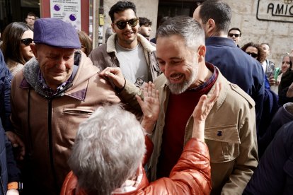 El presidente de Vox, Santiago Abascal, visita Tordesillas