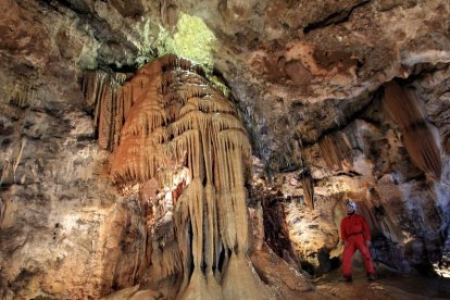 Cueva del Valporquero de León