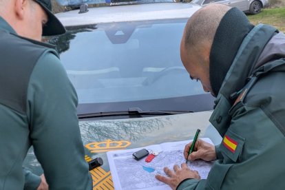 Agentes de la Guardia Civil en el operativo de búsqueda.