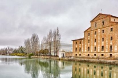 Fabrica de harinas San-Antonio del Canal de Castilla.