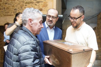 Ponferrada honra al guerrillero Manuel Girón