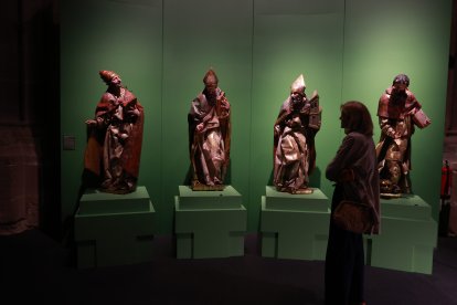 El presidente de la Junta de Castilla y León, Alfonso Fernández Mañueco, y el presidente de la Fundación Las Edades del Hombre, Luis Argüello, presiden el acto de apertura de la XXVIII exposición de Las Edades del Hombre ‘EsperanZa’.