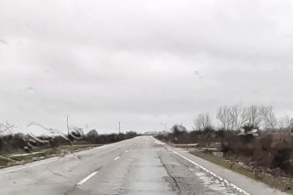 UPL exige a la Junta que repare la carretera CL-622 entre Santa María del Páramo y La Bañeza (León).