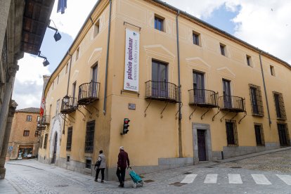 El Palacio Quintanar, muy Próximo al Palacio Provincial, que alberga la diputación de Segovia