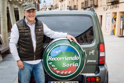 José Ramón Esteban creador de la red social Recorriendo Soria fotografiao en El Burgo de Osma