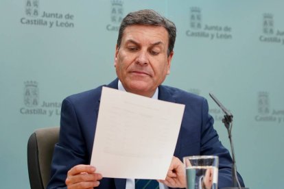 Carlos Fernández Carriedo en su comparecencia posterior al Consejo de Gobierno.