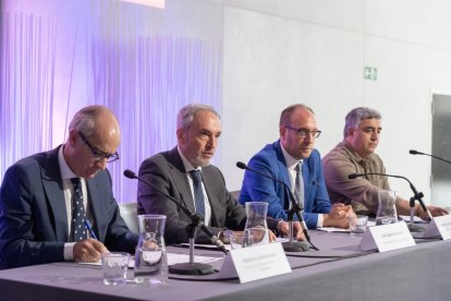El consejero de Cultura, Turismo y Deporte, Alberto Díaz Pico, participa en la presentación de la 29 edición de la Feria de Teatro de Castilla y León.