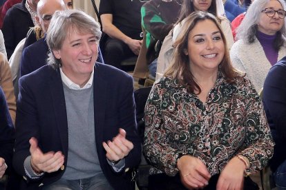 Carlos Martínez y Miriam Andrés en una foto de archivo.