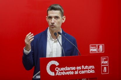 El portavoz de Cultura del PSOE, Sergio Iglesias