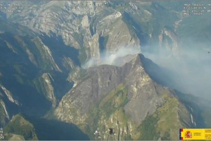 Incendio en Ribota de Sajambre (León).