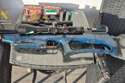 Arma incautada por la Guardia Civil