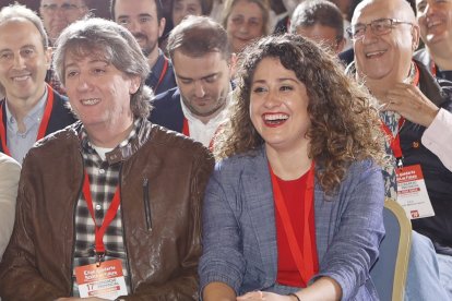 Carlos Martínez y Enma López