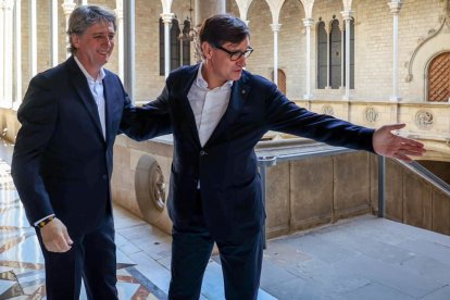 Carlos Martínez y Salvador Illa durante la visita del líder del PSOECyL a Cataluña