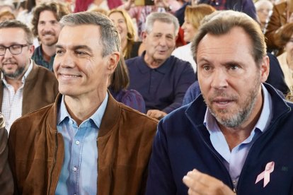 Pedro Sánchez y Óscar Puente