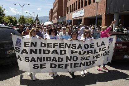 Concentración por la sanidad pública en Ponferrada