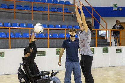 Un centenar de voluntarios colaboran en programas de ocio con la Fundación Aviva para defender la inclusión y los derechos de las personas con discapacidad