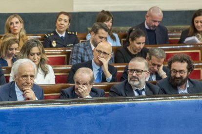 La Reina Letizia entrega los Premios Luis Carandell del Senado