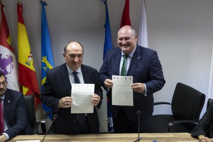 Hermanamiento entre la localidad abulense de Cebreros y la villa asturiana de Vegadeo