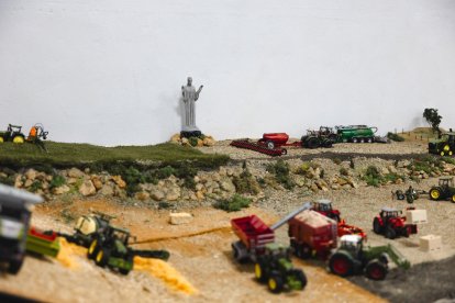 4ª exposición de miniaturas agrícolas en Villamartín de Campos