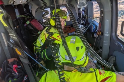 Rescate de un parapentista herido tras un accidente durante el aterrizaje en Tórtoles