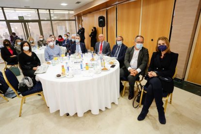 María José San Román (CSIF Valladolid), David Amo (CSIF Valladolid), Alberto Alonso (Director Feria de Valladolid), José Antonio Arias (Gerente de El Mundo CyL), Rafael Tortuero (Ibermutua), Florencio Carrera (Director La 8 y EsRadio Valladolid), Marian Martín (Dtora. Comercial La8).