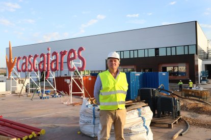 La empresa agroalimentaria Cascajares, que sufriera un incendio que destruyó por completo la fábrica, está construyendo una nueva factoría mas grande junto a la anterior. -ICAL