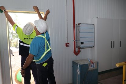 La empresa agroalimentaria Cascajares, que sufriera un incendio que destruyó por completo la fábrica, está construyendo una nueva factoría mas grande junto a la anterior. -ICAL