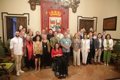 Constitución de la nueva corporación municipal del Ayuntamiento de Zamora. -ICAL