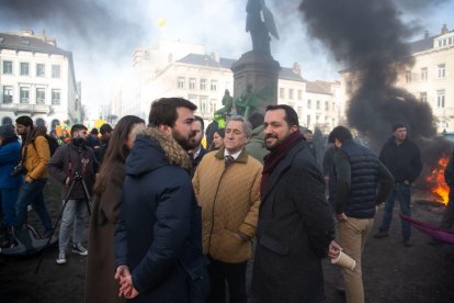 García-Gallardo asiste a la manifestación de los agricultores en Bruselas.- ICAL